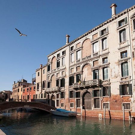 Appartamenti Inside Palazzo Foscarini Venedig Exterior foto