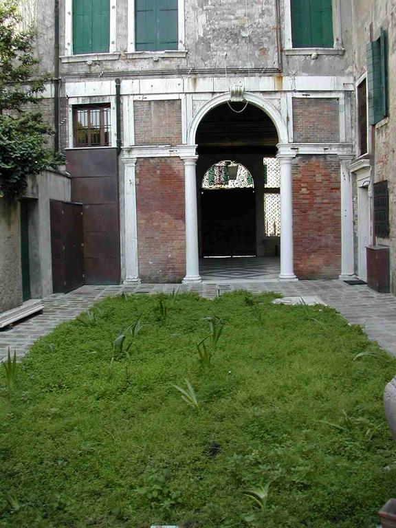 Appartamenti Inside Palazzo Foscarini Venedig Exterior foto