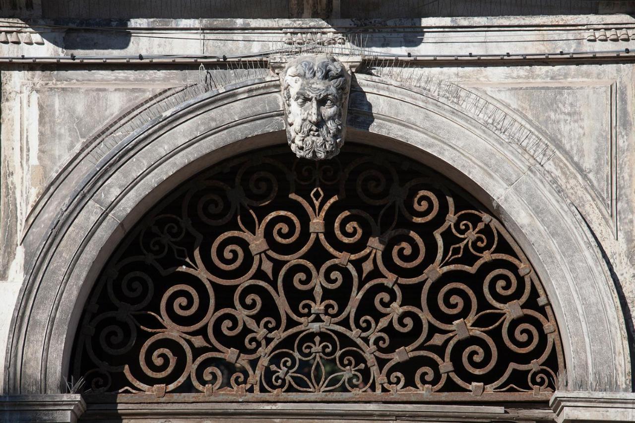 Appartamenti Inside Palazzo Foscarini Venedig Exterior foto